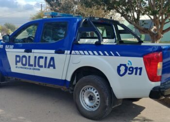 Policía