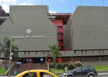 Detuvieron al cabo acusado de fotografiar a compañeras