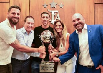 Los referentes de Rosario Central celebraron el reconocimiento a la campaña anual y coincidieron en destacar la regularidad del equipo, el esfuerzo colectivo y el respaldo de la hinchada a lo largo de toda la temporada.