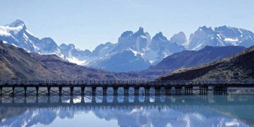 Dos turistas murieron y siete siguen desaparecidos tras una violenta tormenta de nieve Dos turistas murieron y siete siguen desaparecidos tras una violenta tormenta de nieve