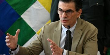 El Gobierno de Bolivia anunció un amplio paquete de reformas