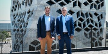 Mercado Libre se reconcilia con Llaryora El gobernador Martín Llaryora recibió en la mañana al Vicepresidente de Mercado Libre Argentina, Adrían Ecker.