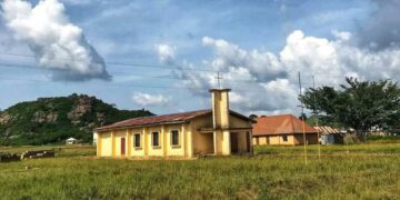 El presidente de Nigeria confirmó el rescate de feligreses y estudiantes secuestrados El presidente de Nigeria confirmó el rescate de feligreses y estudiantes secuestrados