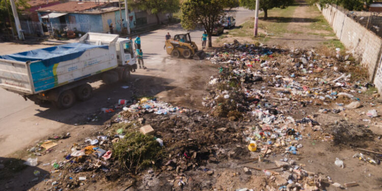 Este espacio se mantiene regularmente, como tantos otros en la ciudad, para evitar desbordes.
