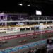 El GP se lleva a cabo de noche, a 57 vueltas, en el circuito de Losail.