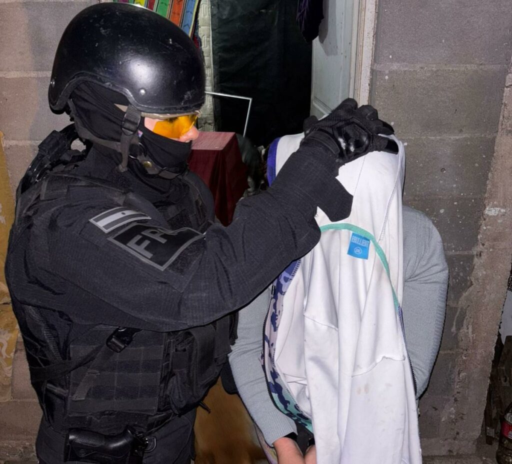Secuestraron más de 2.300 dosis de cocaína en Cosquín: tres detenidos Fuerza Policial Antinarcotráfico