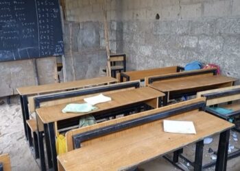 Hombres armados secuestraron a 25 niñas en una escuela de Nigeria