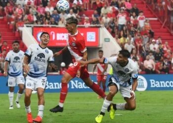 Independiente Rivadavia y Argentinos buscan la gloria: formaciones, hora y TV