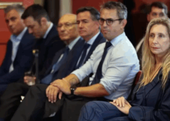 Karina Milei reunió a los diputados violetas y confirmó a Bornoroni como jefe del bloque