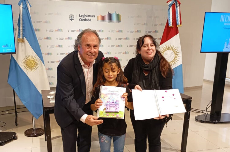 La Biblioteca Provincial para Personas con Discapacidad Visual de la Agencia Córdoba Cultura fue la responsable de la edición e impresión de la obra de Nahiara Albornoz Rodríguez.