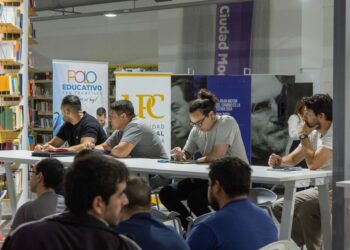 La Universidad Provincial ofrece una gran variedad de carreras en cada una de sus sedes regionales.