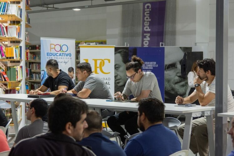 La Universidad Provincial ofrece una gran variedad de carreras en cada una de sus sedes regionales.