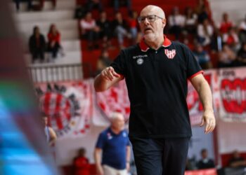 La autocrítica de Vadell tras la derrota de Instituto con La Unión