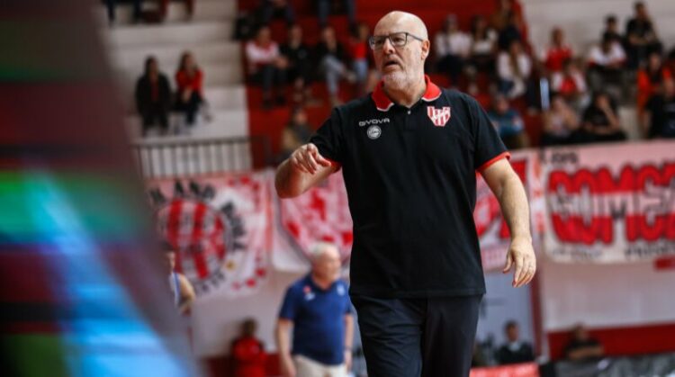 Instituto recibirá a Ferro el sábado, que marcha invicto.