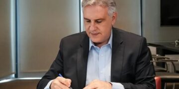 Llaryora cambia el chip y se acomoda al viento nacional Llaryora cambia el chip y se acomoda al viento nacional