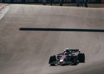 Los horarios para seguir a Colapinto en el Gran Premio de Las Vegas