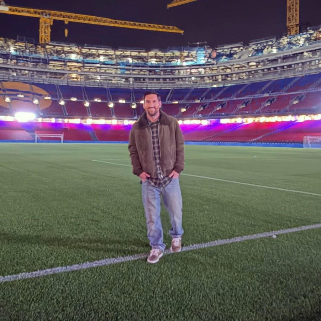 Messi apareció en el Camp Nou y abrió la puerta a un regreso: Ojalá algún día pueda volver