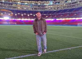 Messi apareció en el Camp Nou y abrió la puerta a un regreso: Ojalá algún día pueda volver