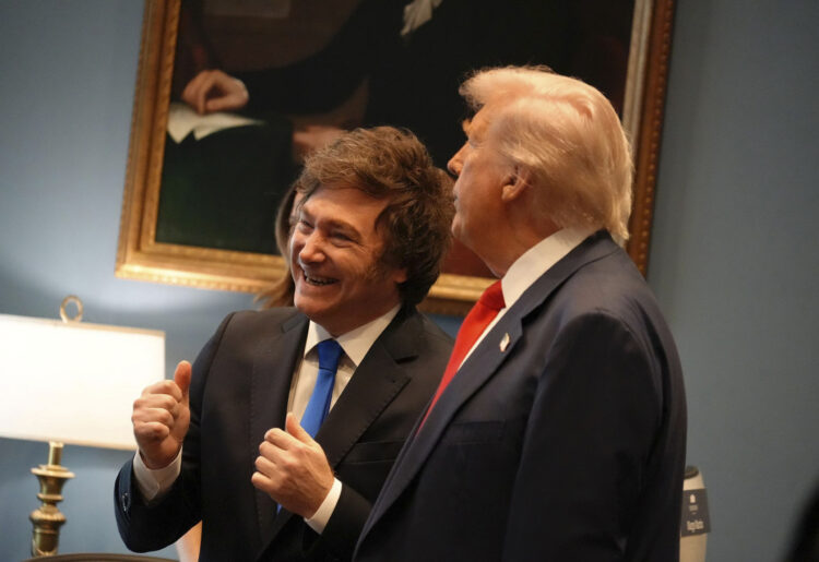 Javier Milei revirtió la negatividad y domina la conversación digital El apoyo financiero de Donald Trump sumó para mejorar la imagen de Javier Milei.