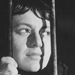 Tim Burton, Konrad Wolf y grandes clásicos llegan al Cineclub