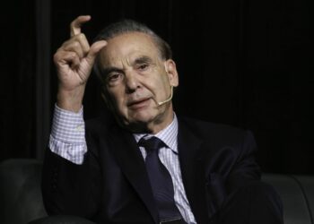 El eje Pullaro-Llaryora vs. Pichetto en puja por quién presidirá el nuevo interbloque «de centro»