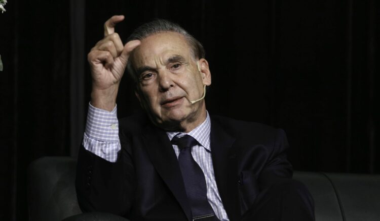 Miguel Pichetto, por ahora sigue al frente del bloque Encuentro Federal.