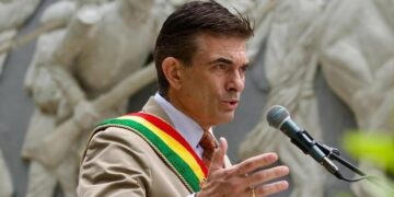 Rodrigo Paz denunció corrupción por U$S15 mil millones del gobierno anterior