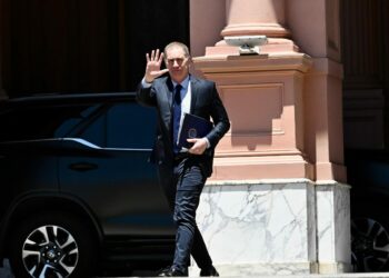 El plan de Diego Santilli para blindar las leyes de LLA en el Congreso