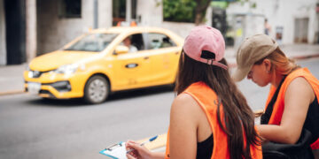 Se realiza sin fines de fiscalización ni control, por lo que conductores y vehículos no son identificados.