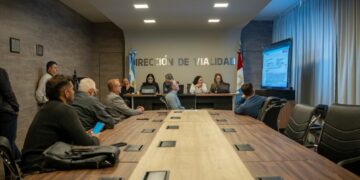 La Provincia construirá un desvío de tránsito pesado en La Para Según informaron desde la Provincia de Córdoba, la obra está pensada para mejorar la seguridad vial en la localidad, ya que evitará el ingreso de vehículos de gran porte en la zona urbana.