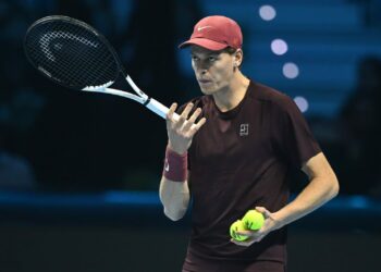 Sinner comenzó con el pie derecho su defensa del título el ATP Finals