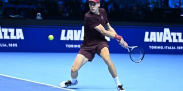 Sinner sigue imparable y avanzó a las semifinales del ATP Finals