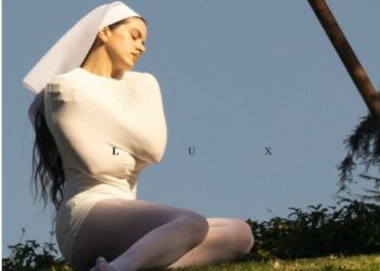 Un poco de Dios no viene mal