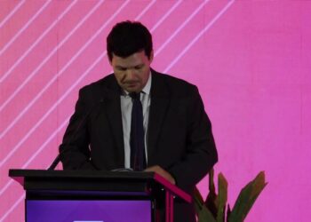 Venezuela denunció maltratos del ICE contra sus connacionales en EE.UU.