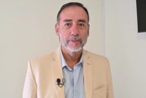 Soledad no deseada: vínculos frágiles en la era de la hiperconexión 