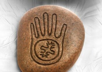 Literatura y tradición se unen en la presentación de “Voces Sanavironas”