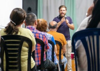 Ciclo de formación y sensibilización.