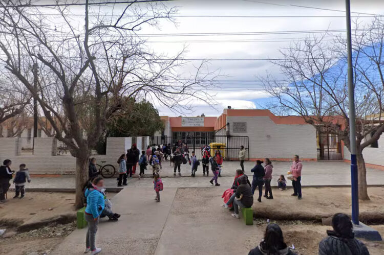 El hecho ocurrió en el colegio Elvira de la Riestra de Lainez.