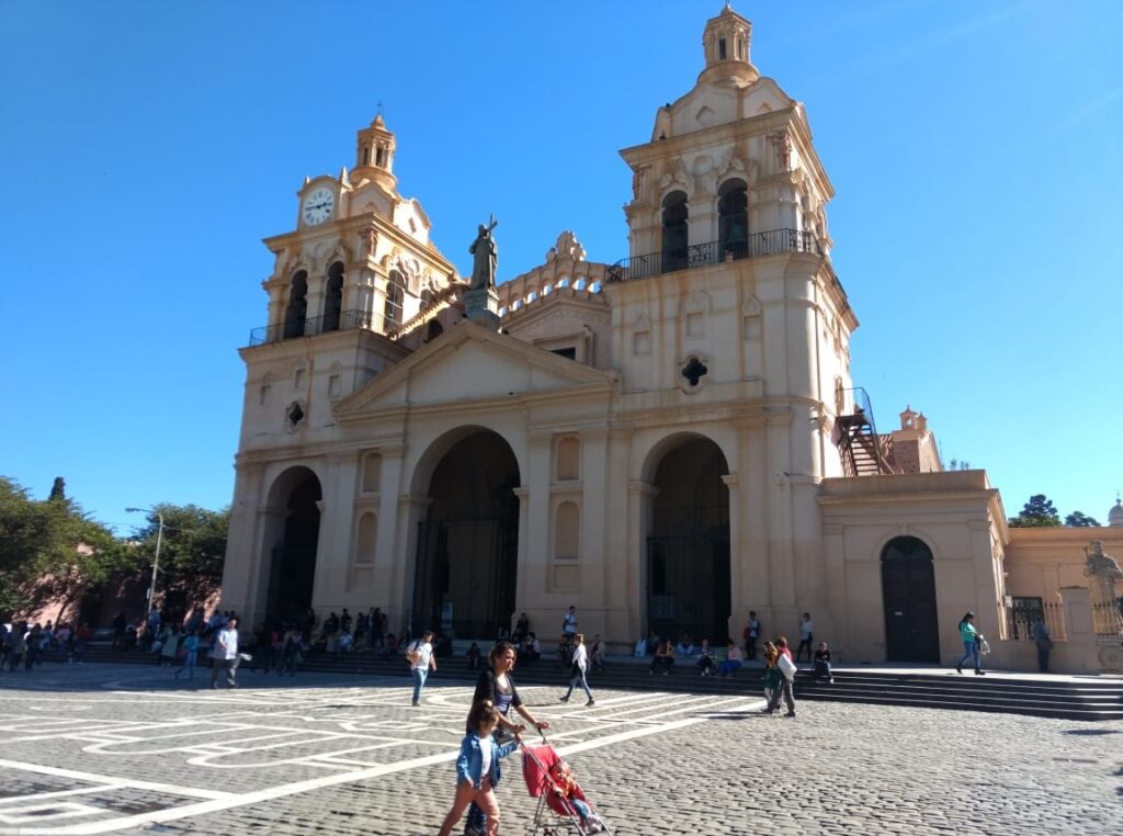 Córdoba tendrá un jueves mayormente soleado con temperatura máxima de 29°