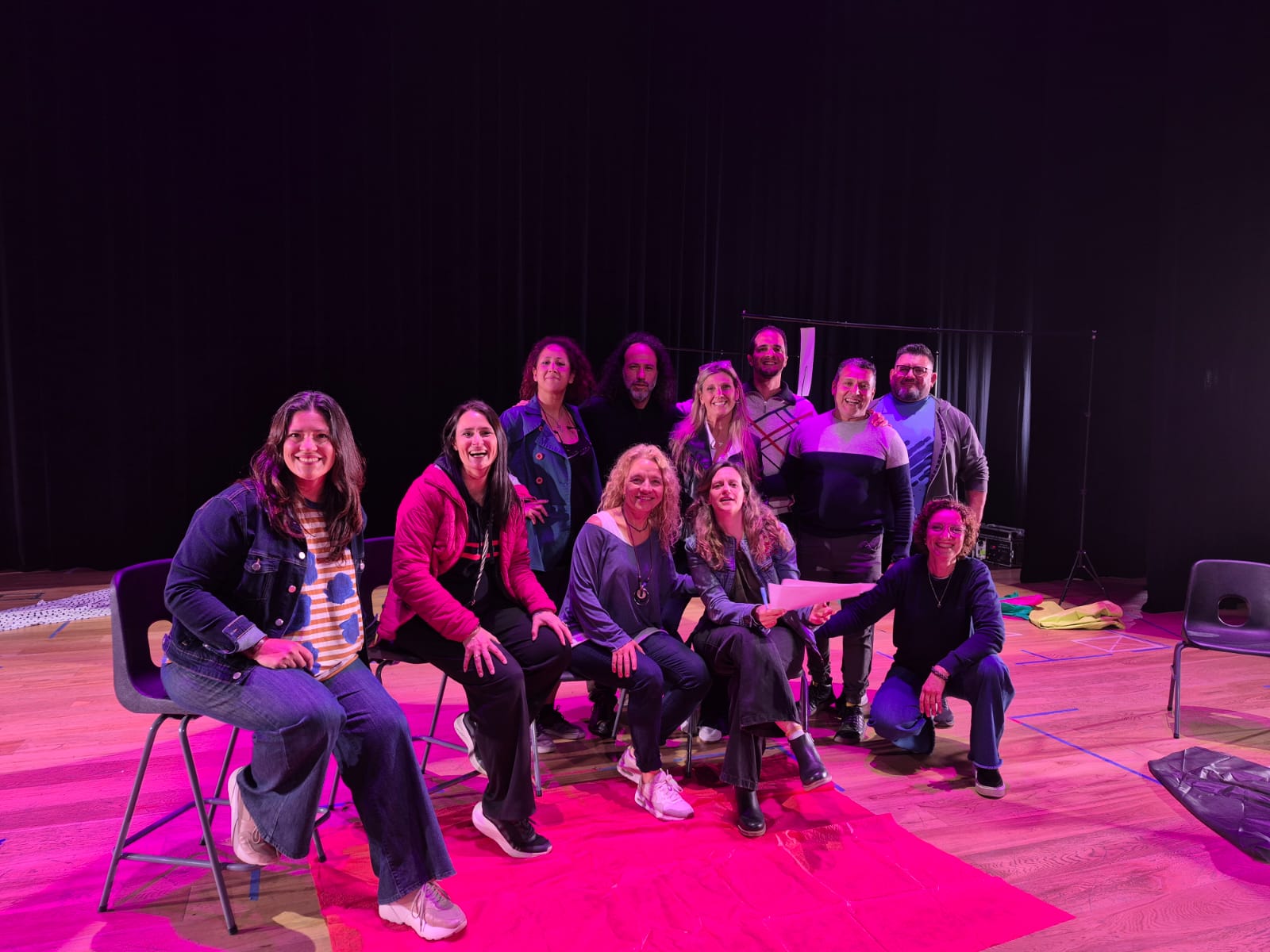 Estamos invitados a mirar distinto Estamos invitados a mirar distinto