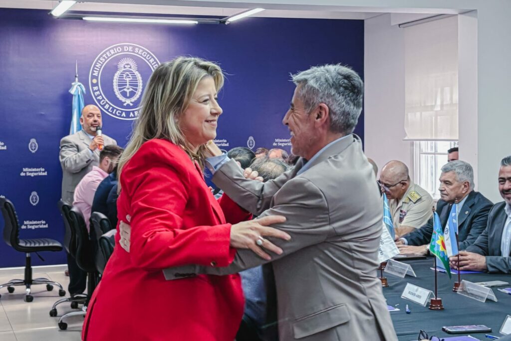 Juan Pablo Quinteros se reunió con Patricia Bullrich y Alejandra Monteoliva