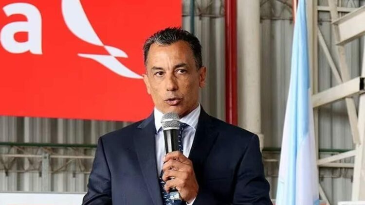 El empresario Sergio Mastropietro, investigado por presuntos sobornos en la ANDIS, ingresó al país sin que se ejecutara la orden de secuestrar su celular, y luego afirmó que el dispositivo “había desaparecido”, lo que abrió nuevas dudas en la causa.