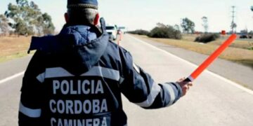 Una joven policía murió tras ser atropellada en un control vial