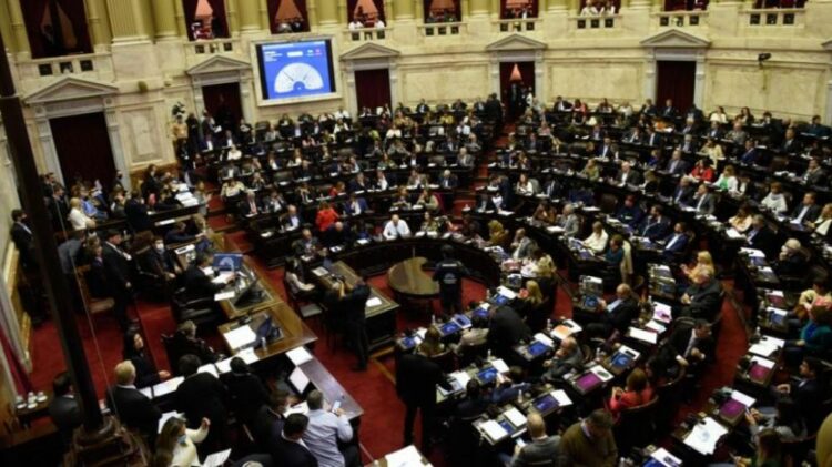 El debate por el Presupuesto reavivó la polémica sobre las leyes de Discapacidad y financiamiento universitario, cuyo impacto fiscal, según informes del Congreso, representa una porción acotada del PBI frente a otras resignaciones de recursos avaladas por el Gobierno.