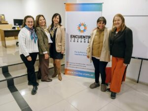 ¿Quién cuida al cuidador? La pregunta que define la batalla contra el Alzheimer ¿Quién cuida al cuidador? La pregunta que define la batalla contra el Alzheimer