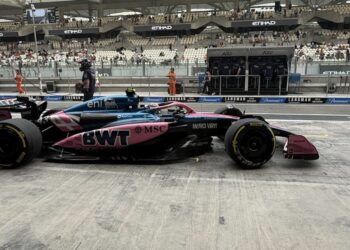 Abu Dhabi movido para Colapinto: buen inicio, final complicado