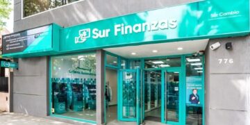 Allanaron la financiera vinculada a “Chiqui” Tapia