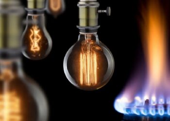 El Gobierno fija el marco para los aumentos de luz y gas desde enero de 2026