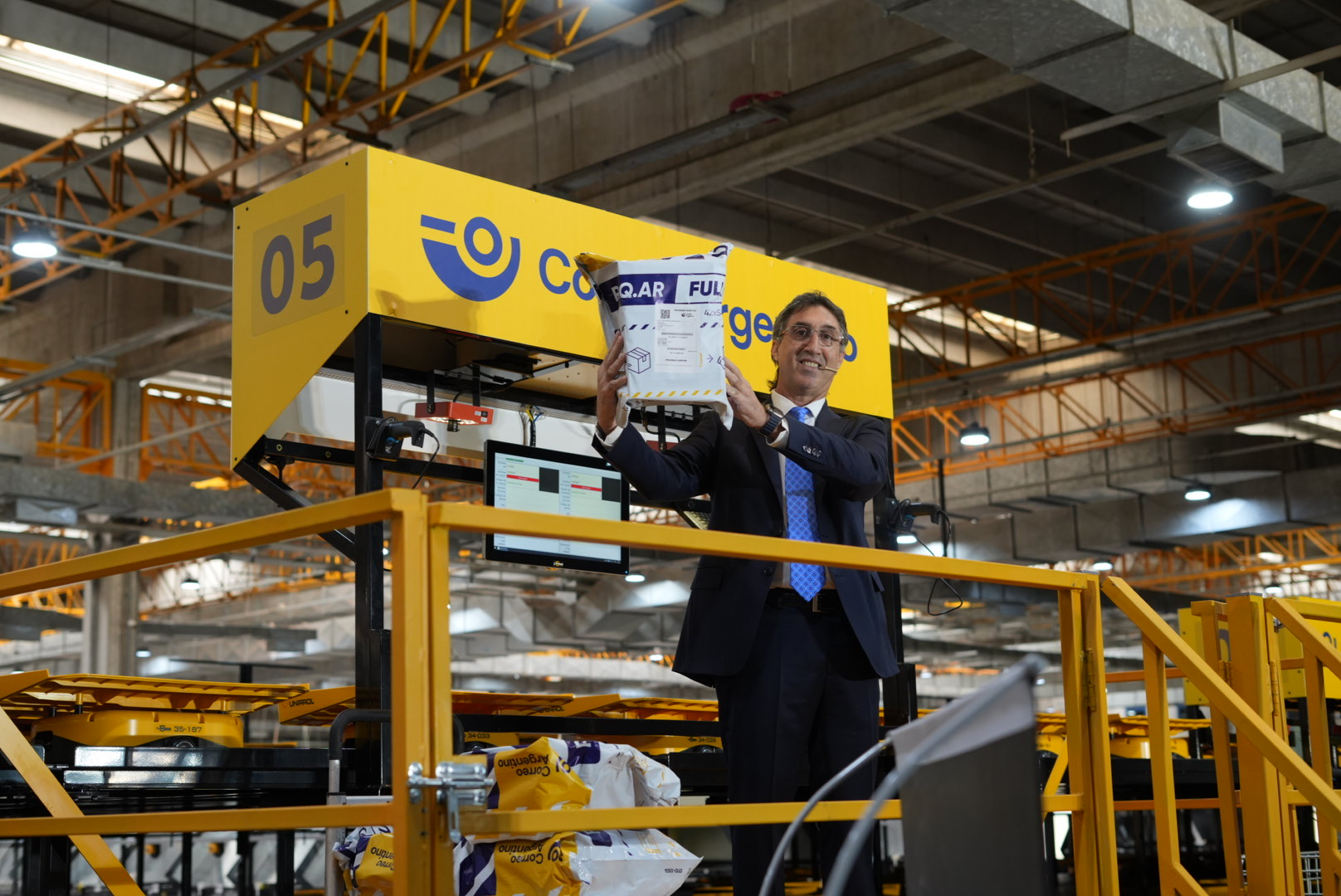 El Correo Argentino inaugura el primer sistema de clasificación robotizado en Latinoamérica El Correo Argentino inaugura el primer sistema de clasificación robotizado en Latinoamérica