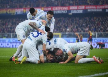 Con gol de Lautaro Martínez, Inter venció al Genoa y es líder de la Serie A